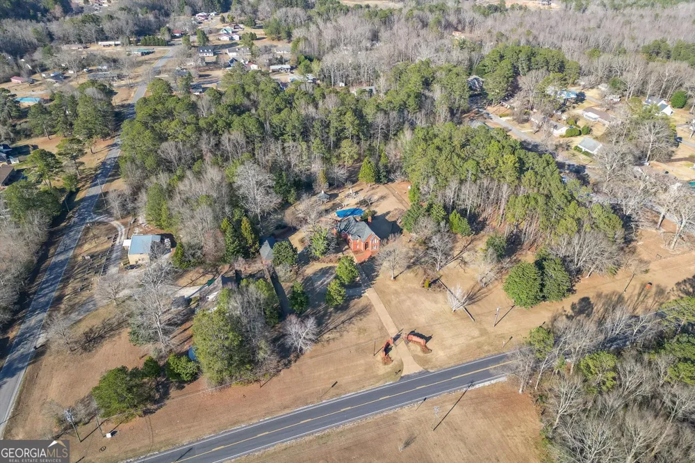 533 Rock Mills RD Roanoke, AL 36274