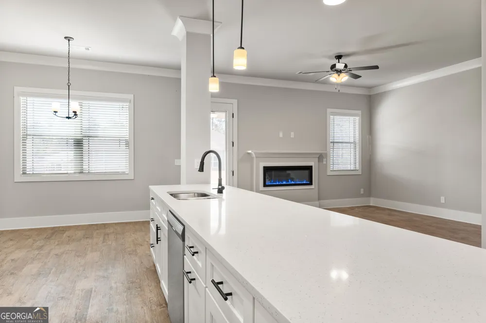 1746 Cardinal DR Griffin, GA 30223