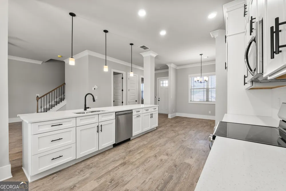1746 Cardinal DR Griffin, GA 30223