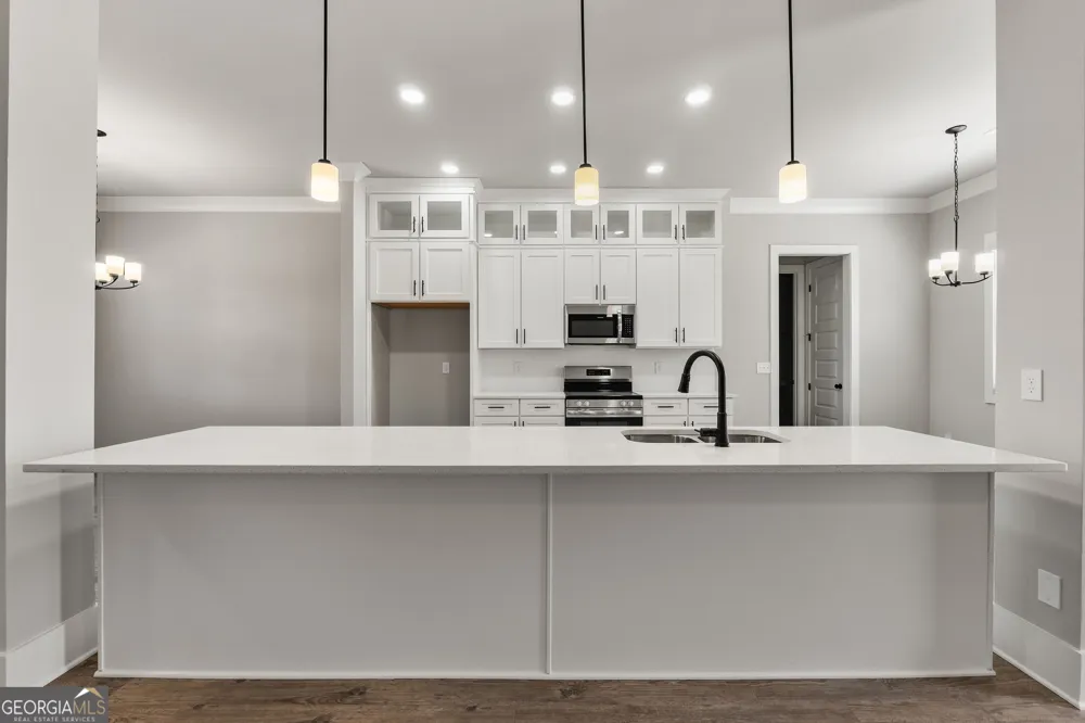 1746 Cardinal DR Griffin, GA 30223