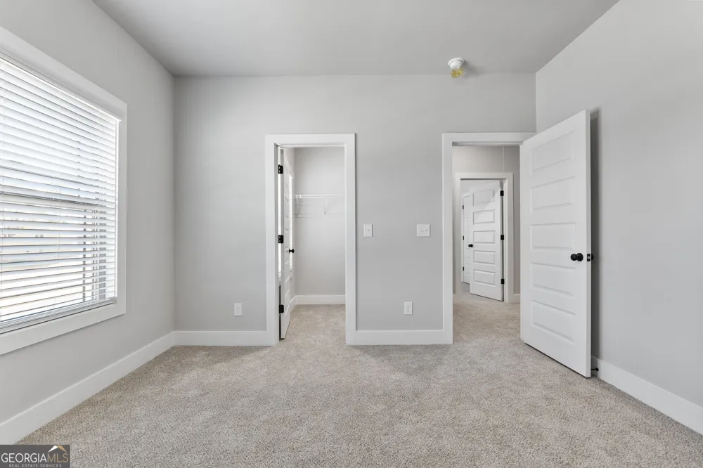 1746 Cardinal DR Griffin, GA 30223