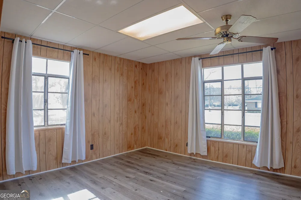 1615 Brunel ST Waycross, GA 31501