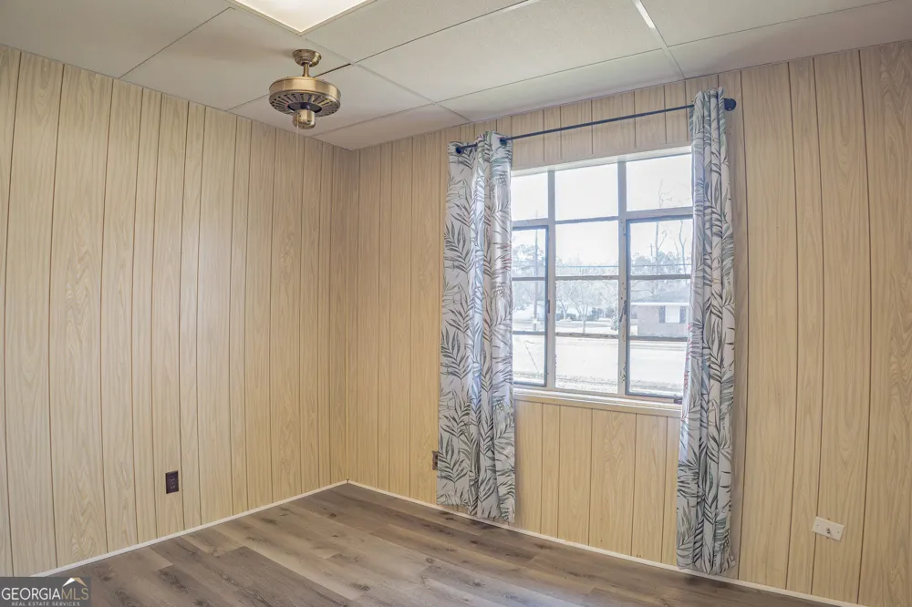 1615 Brunel ST Waycross, GA 31501
