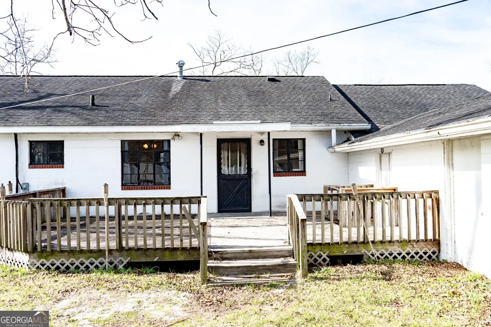 1615 Brunel ST Waycross, GA 31501