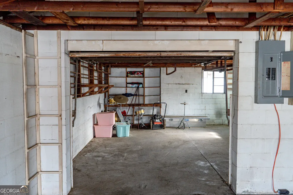1615 Brunel ST Waycross, GA 31501