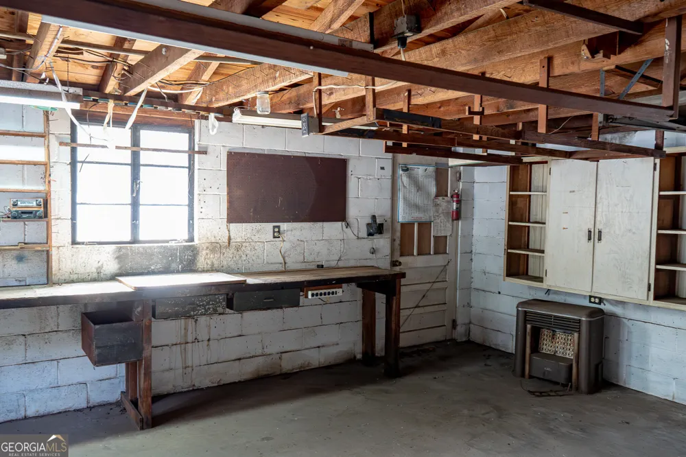 1615 Brunel ST Waycross, GA 31501