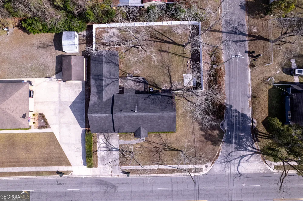1615 Brunel ST Waycross, GA 31501