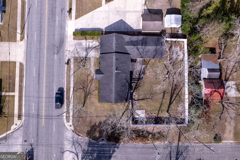 1615 Brunel ST Waycross, GA 31501