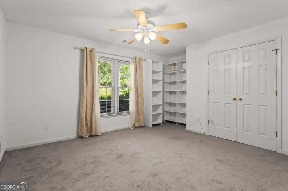 146 Lakeside DR NW Kennesaw, GA 30144