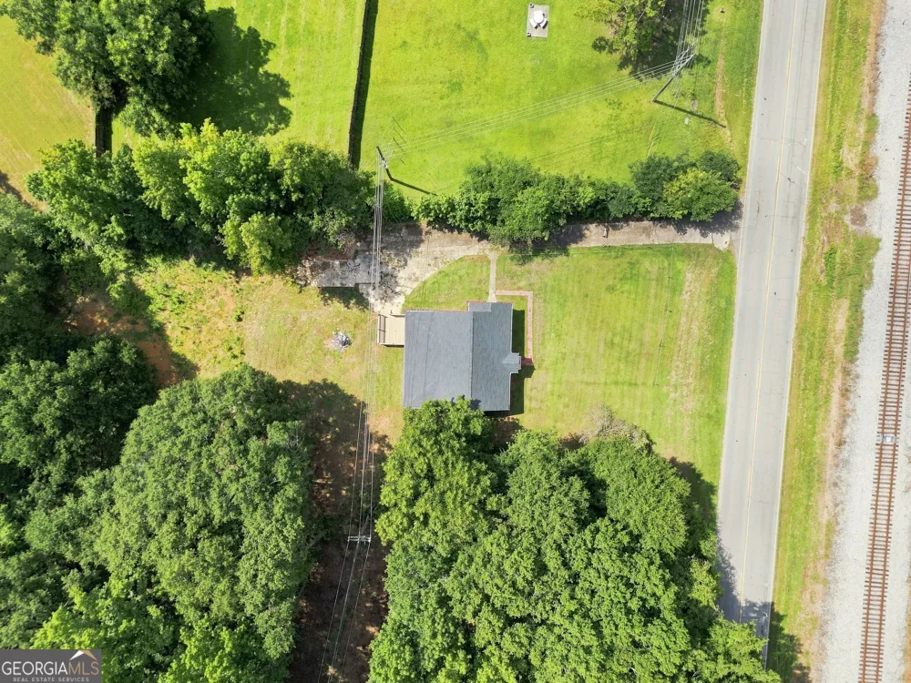 1061 Highway 3 N Hampton, GA 30228