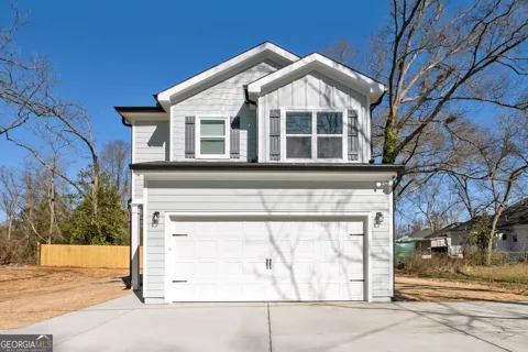1015 Lyndon AVE