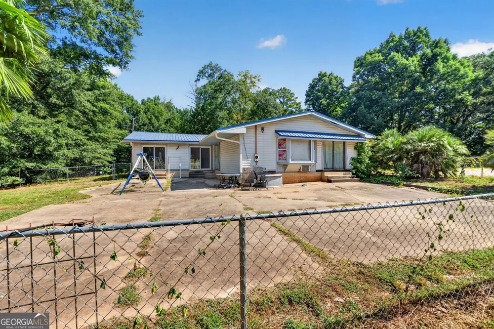 2614 Locust Grove RD Griffin, GA 30223
