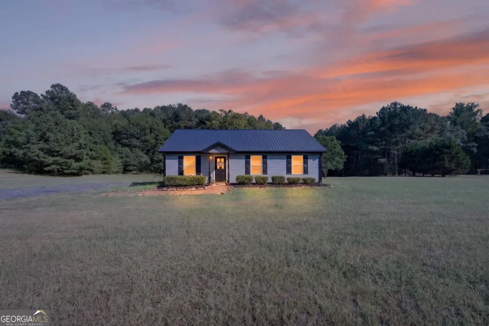 1300 Hill ST Comer, GA 30629