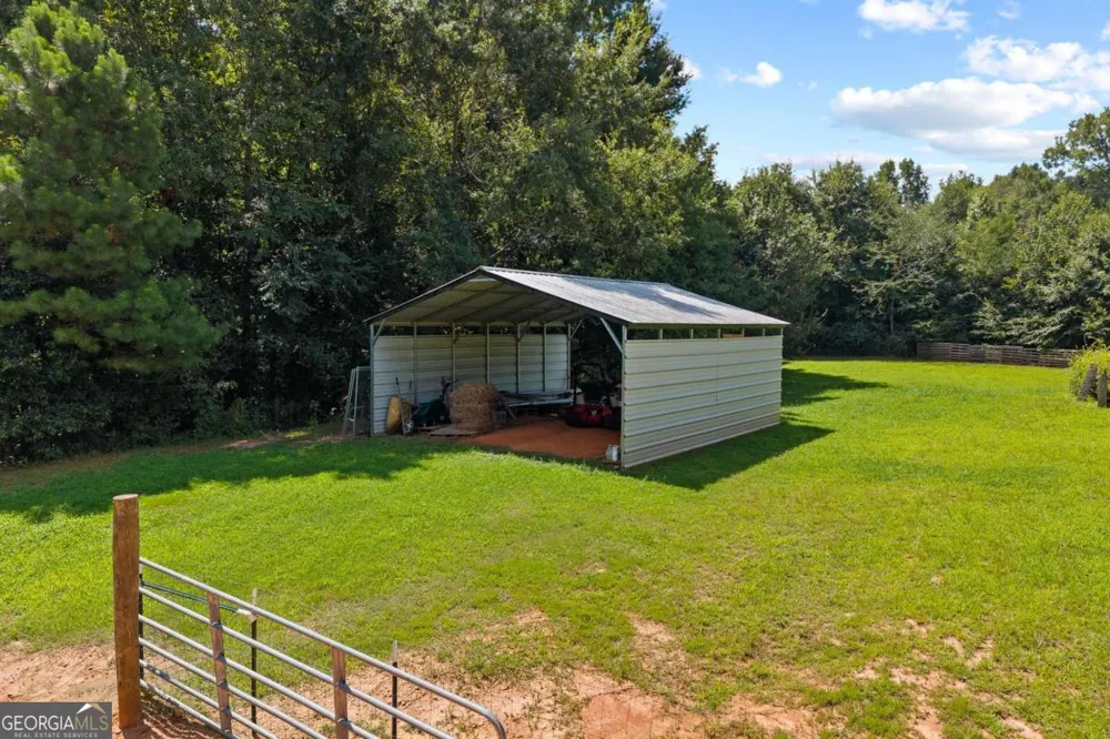 221 Columbus DR Homer, GA 30547