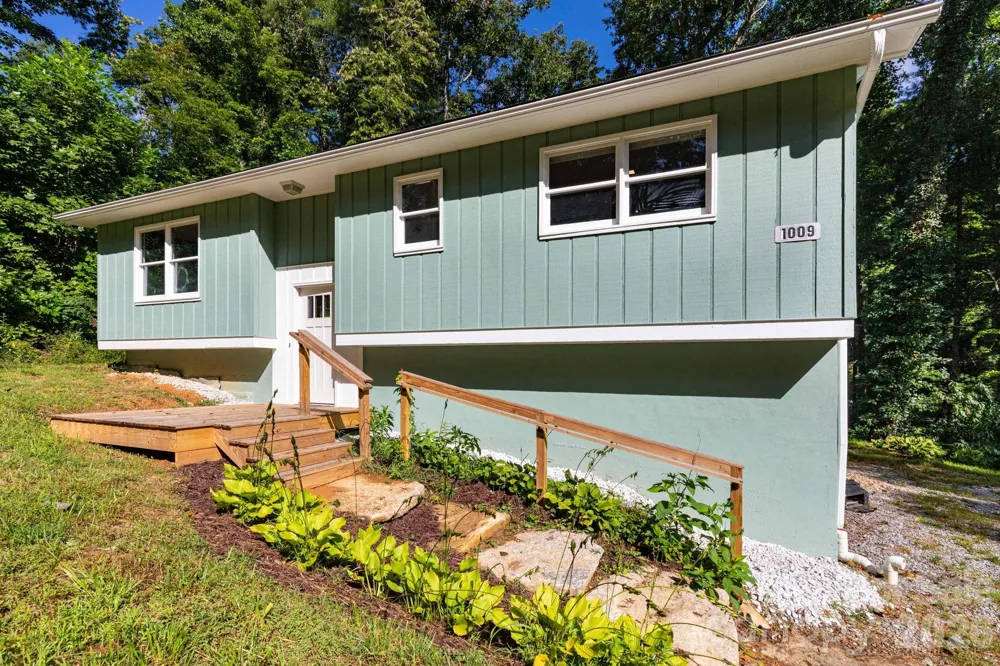1009 Sharon Ridge Road Fairview, NC 28730
