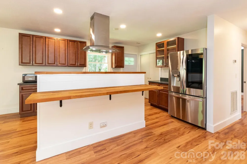 1009 Sharon Ridge Road Fairview, NC 28730