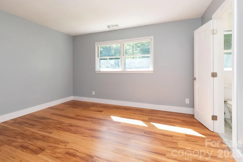 1009 Sharon Ridge Road Fairview, NC 28730