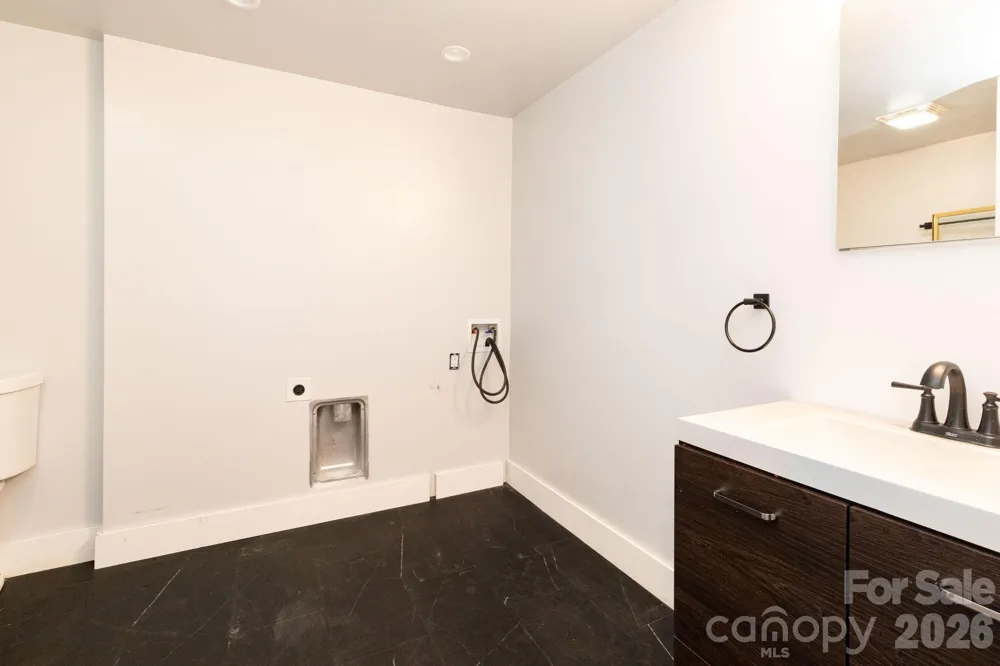 1009 Sharon Ridge Road Fairview, NC 28730