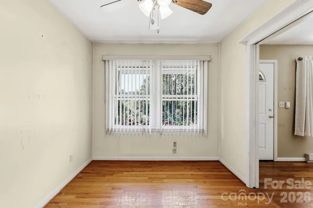 27 McGee Circle Fairview, NC 28730