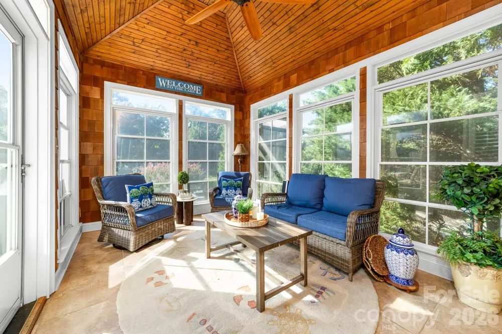 21300 Blakely Shores Drive Cornelius, NC 28031