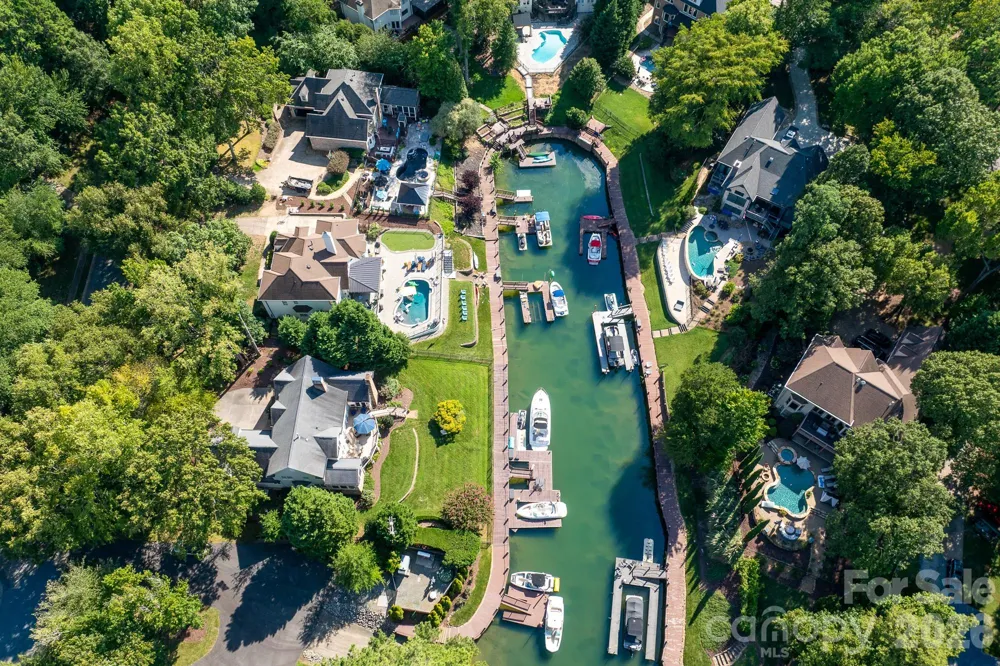 21300 Blakely Shores Drive Cornelius, NC 28031