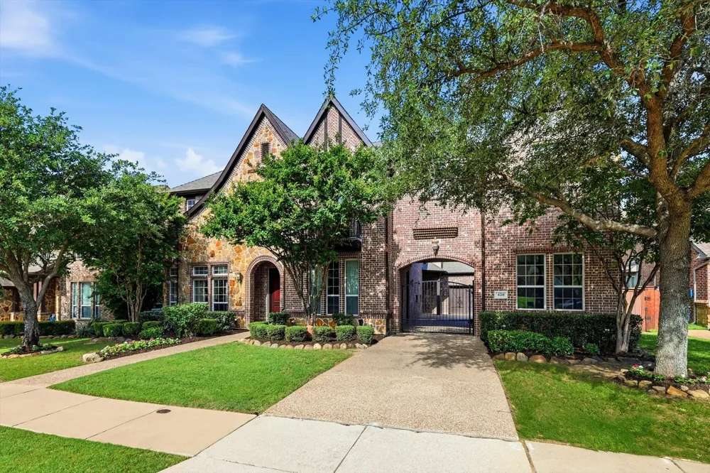 420 Silverado Trail Keller, TX 76248
