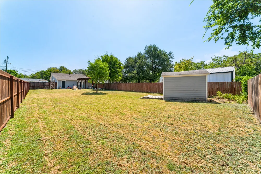 705 Washington Street Farmersville, TX 75442