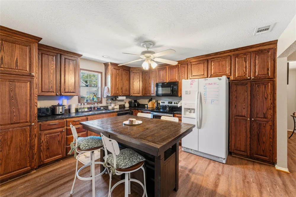 705 Washington Street Farmersville, TX 75442