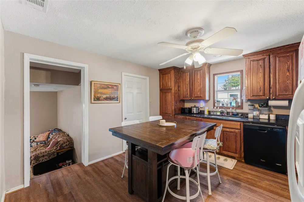 705 Washington Street Farmersville, TX 75442