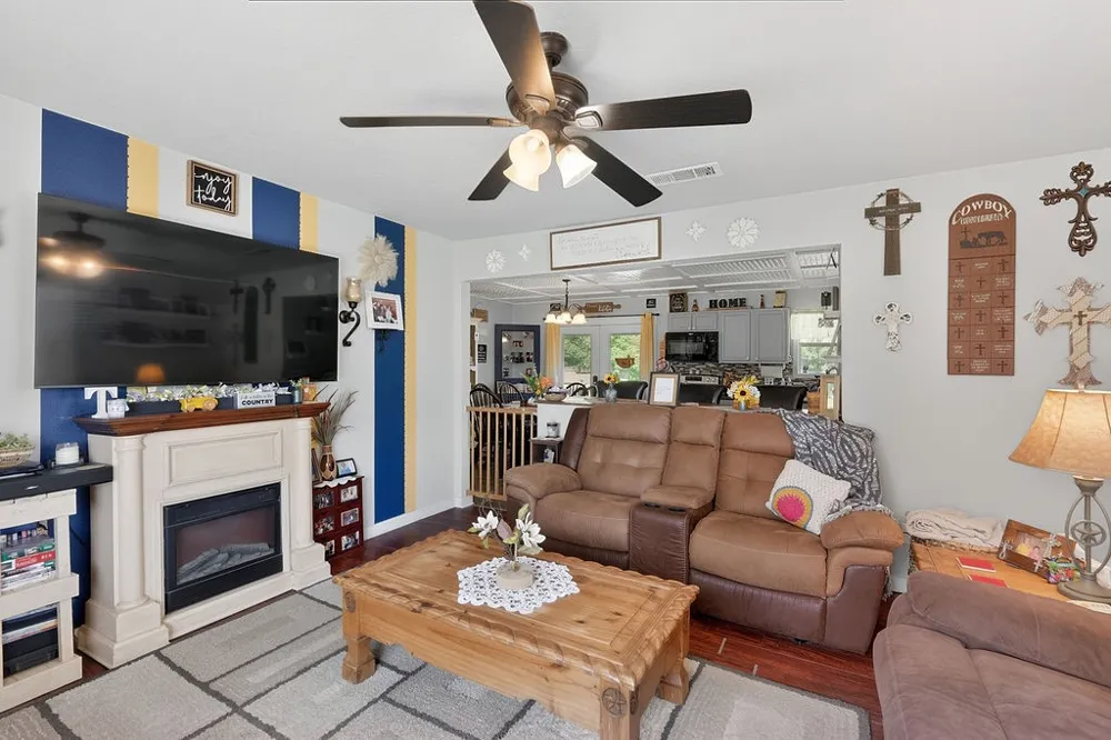 365 H Williams Road Gilmer, TX 75645