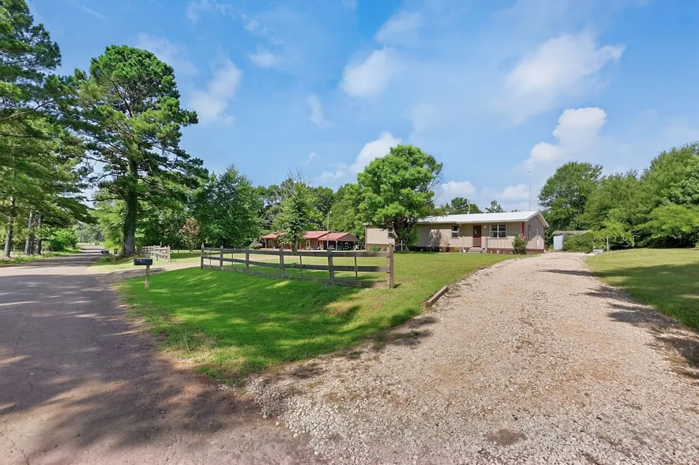 365 H Williams Road Gilmer, TX 75645