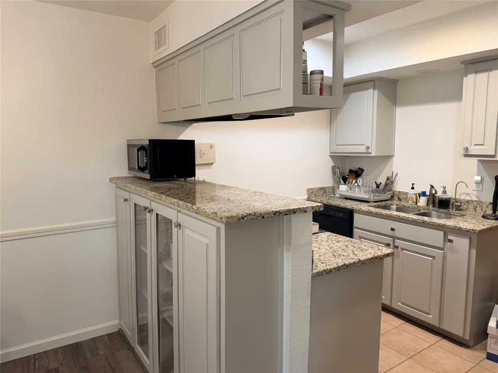 2010 Via Corona Carrollton, TX 75006