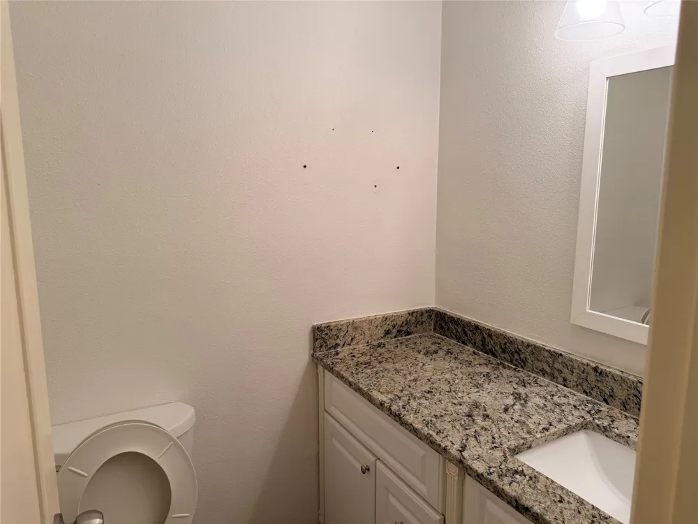 2010 Via Corona Carrollton, TX 75006