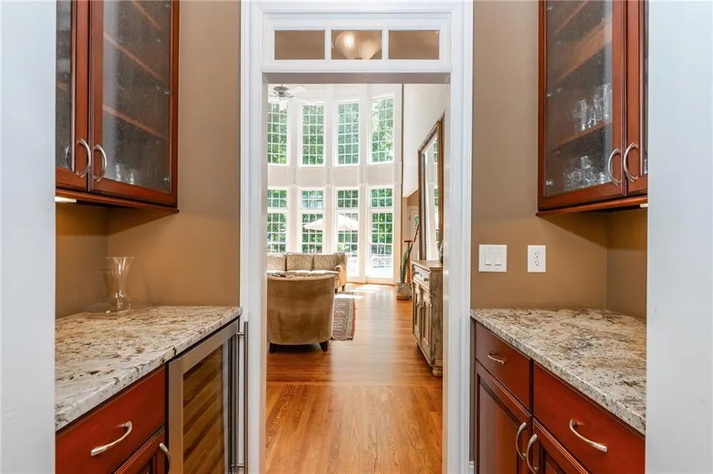 370 Majestic Cove Milton, GA 30004