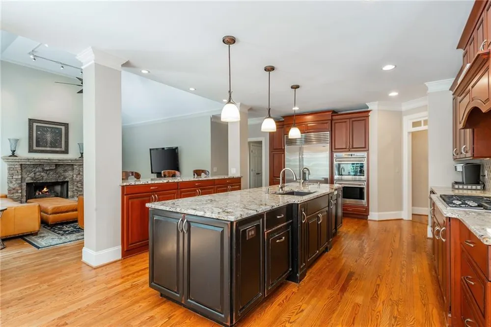 370 Majestic Cove Milton, GA 30004