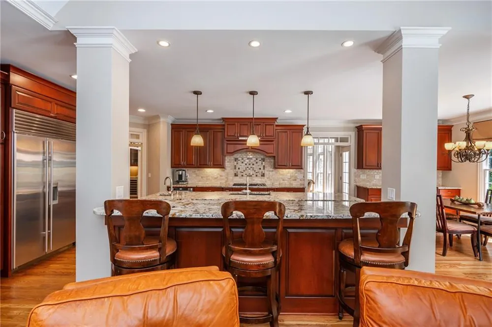 370 Majestic Cove Milton, GA 30004