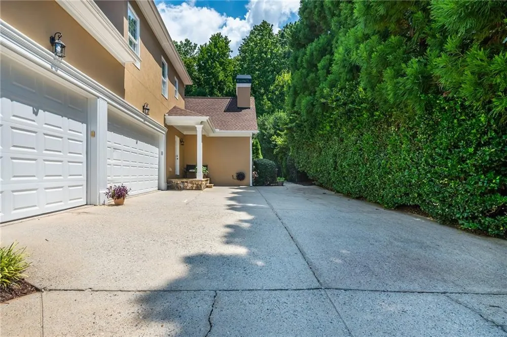 370 Majestic Cove Milton, GA 30004