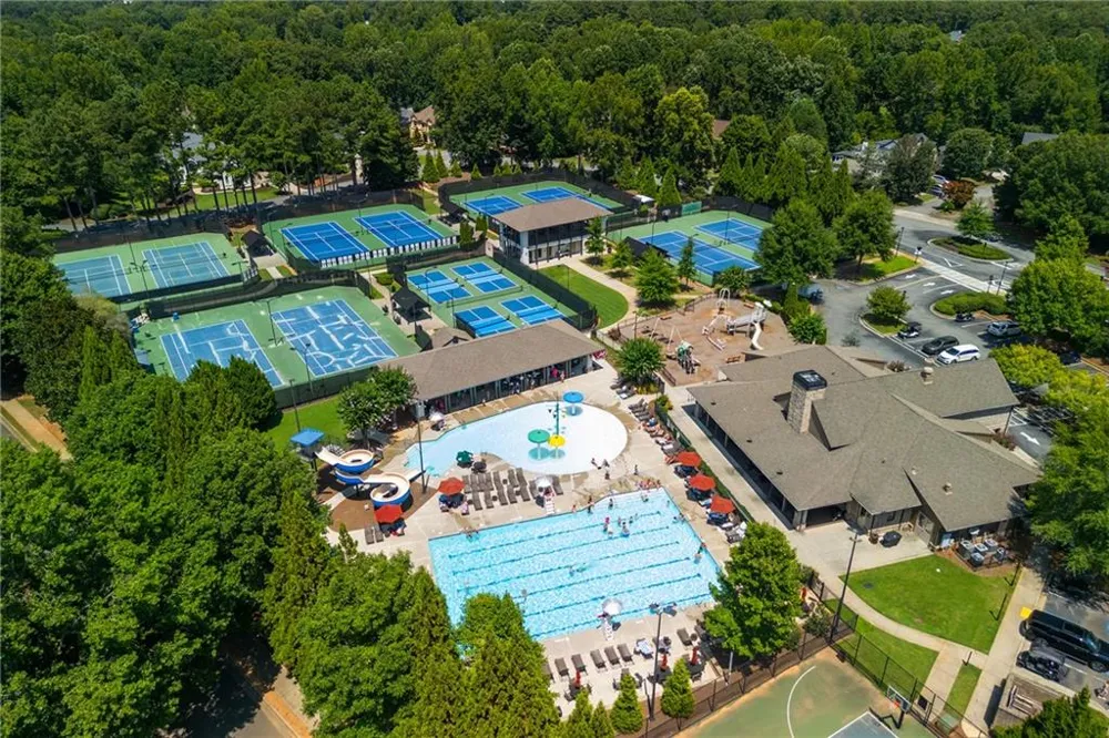 370 Majestic Cove Milton, GA 30004