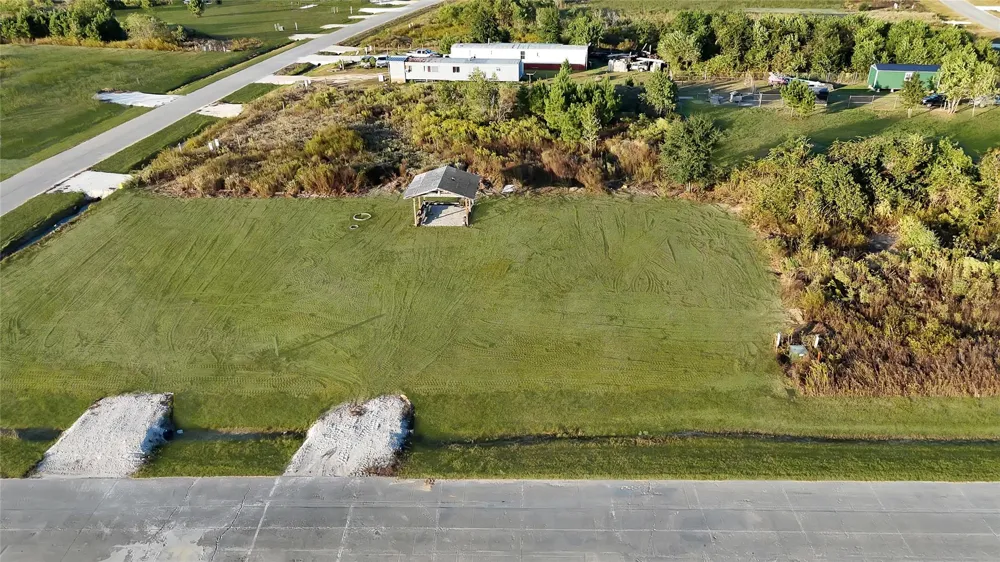 2349 Road 5731 Cleveland, TX 77327