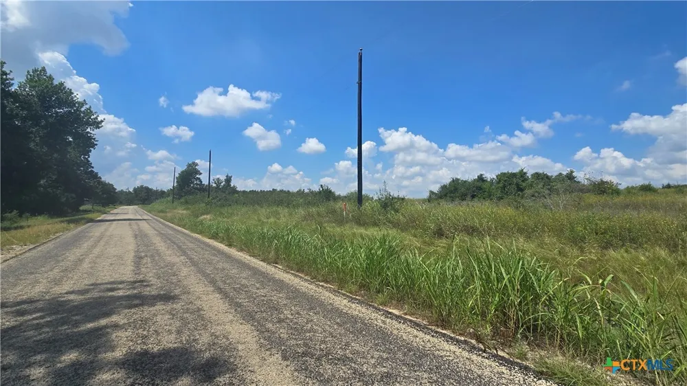 17698 Harber Road Holland, TX 76534