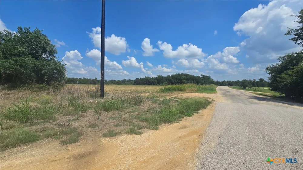 17698 Harber Road Holland, TX 76534
