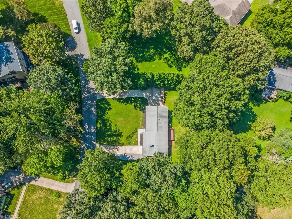 107 Rose Trail King, NC 27021