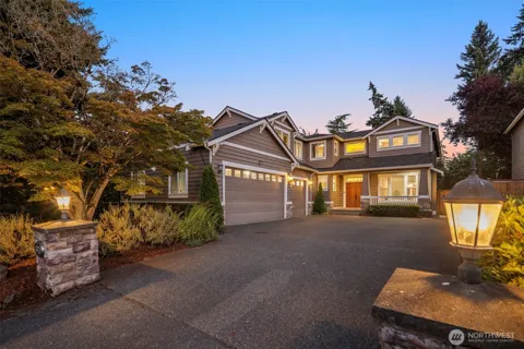 8821 SE 39th Street