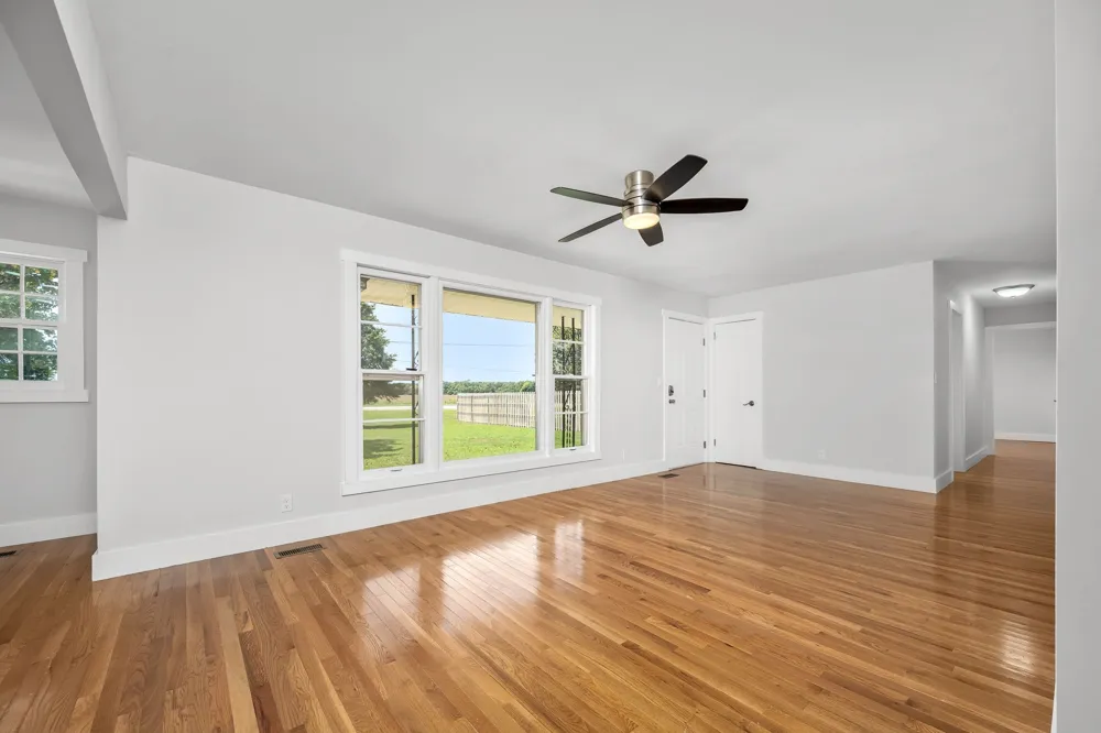 905 S Main St Estill Springs, TN 37330