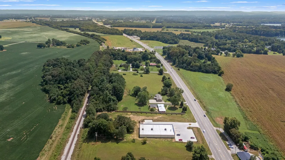 905 S Main St Estill Springs, TN 37330