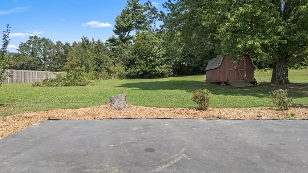905 S Main St Estill Springs, TN 37330