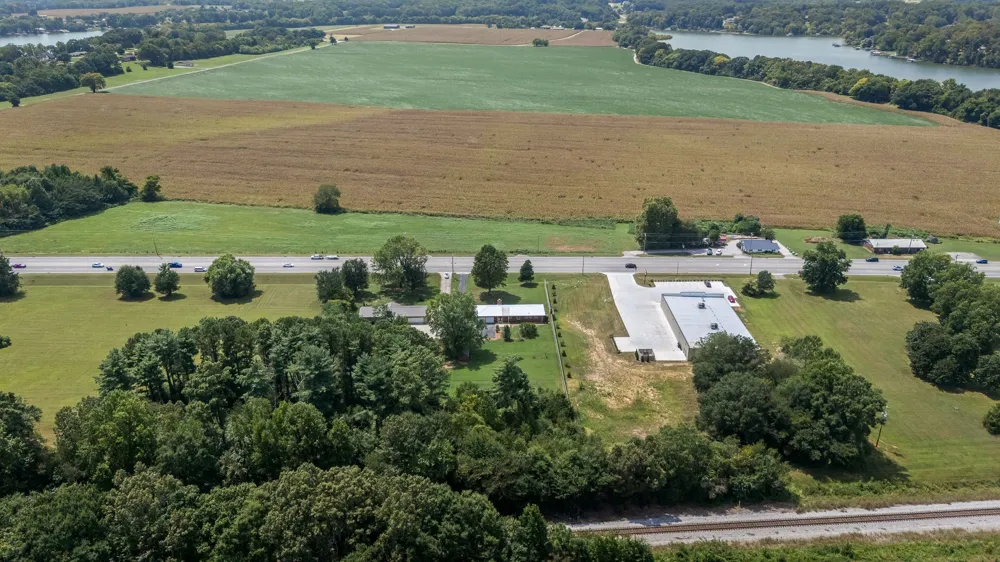 905 S Main St Estill Springs, TN 37330
