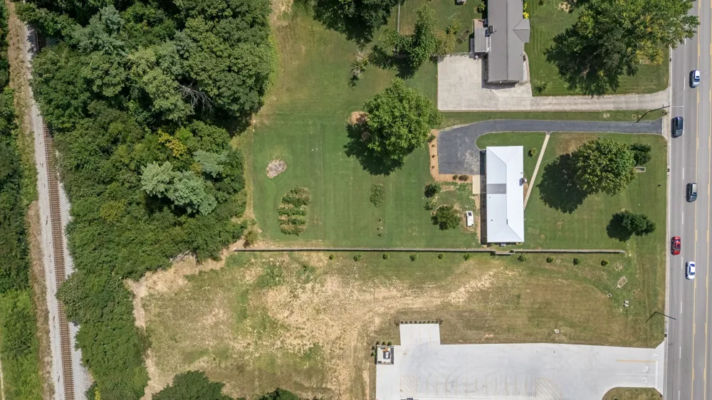 905 S Main St Estill Springs, TN 37330