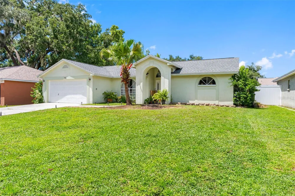 1742 STAYSAIL DRIVE Valrico, FL 33594