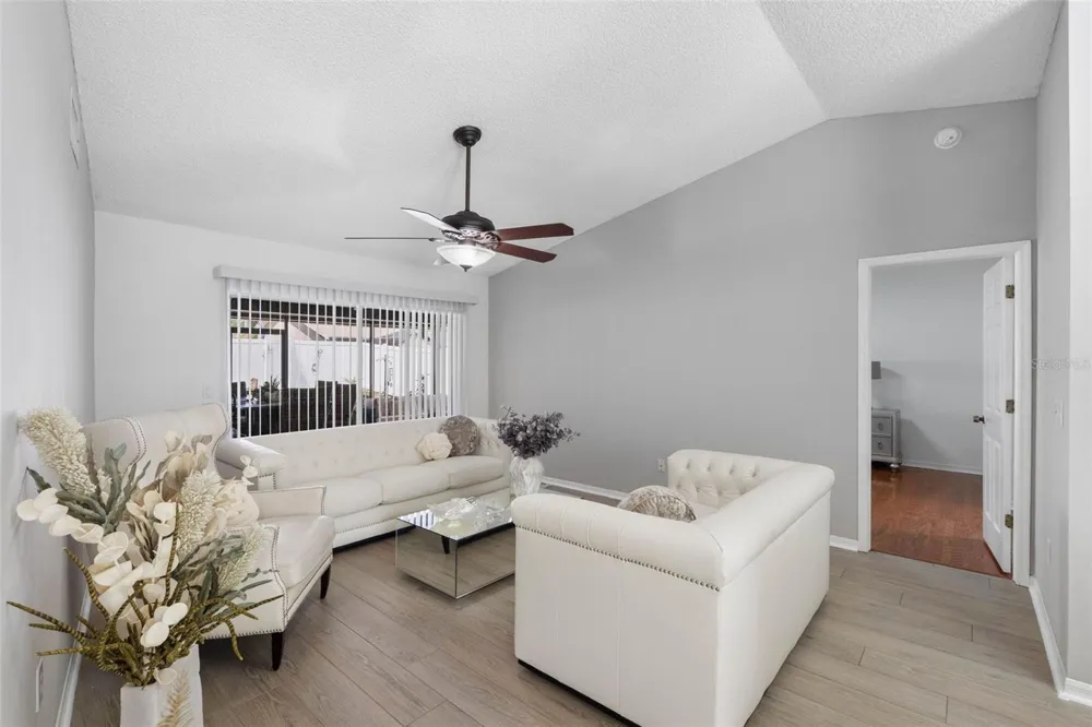 1742 STAYSAIL DRIVE Valrico, FL 33594